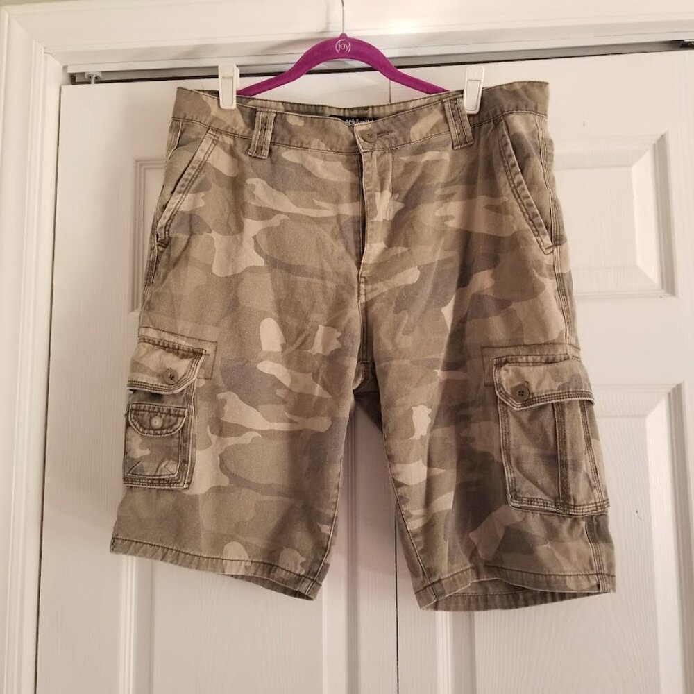 Ecko Unltd. Men's Shorts 36 Camouflage Cargo Vintage Y2K Pockets Camo Streetwear